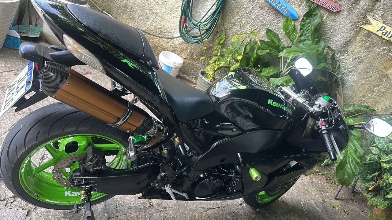 Kawasaki Zx-10/ Zx-10r 1000cc 2006 - 1514668645 | OLX