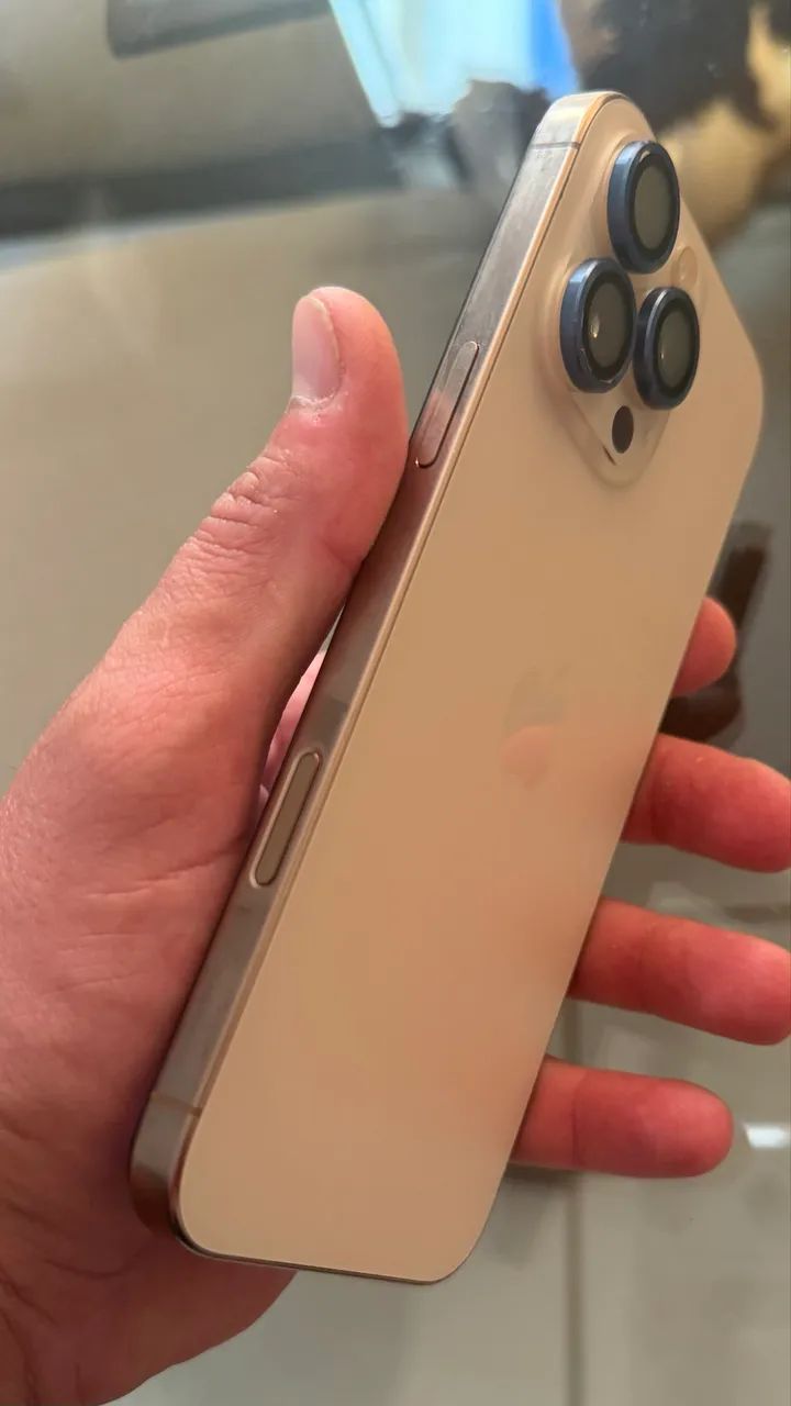 iPhone 16 pro Max 512 gb 92% bateria - Foto 2