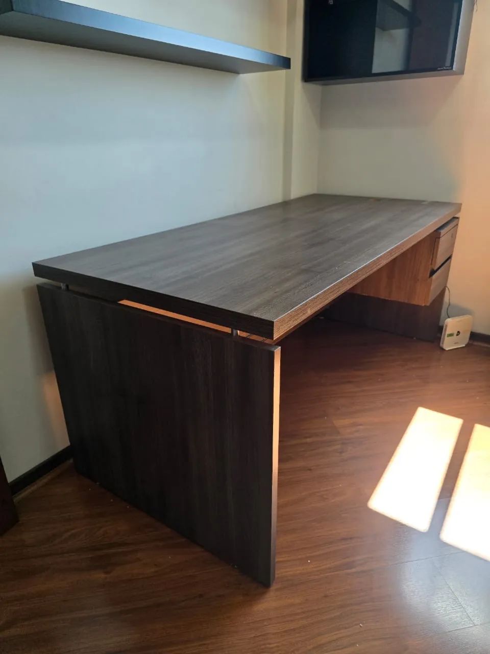 Mesa de Escritório (Ótimo Estado e Imensa)