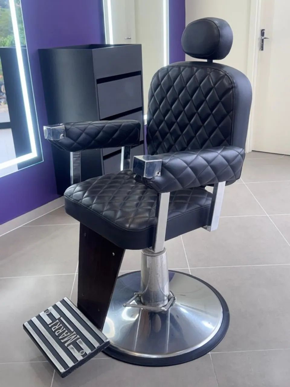Cadeira Barbeiro Dubai Marri Preto - Foto 2