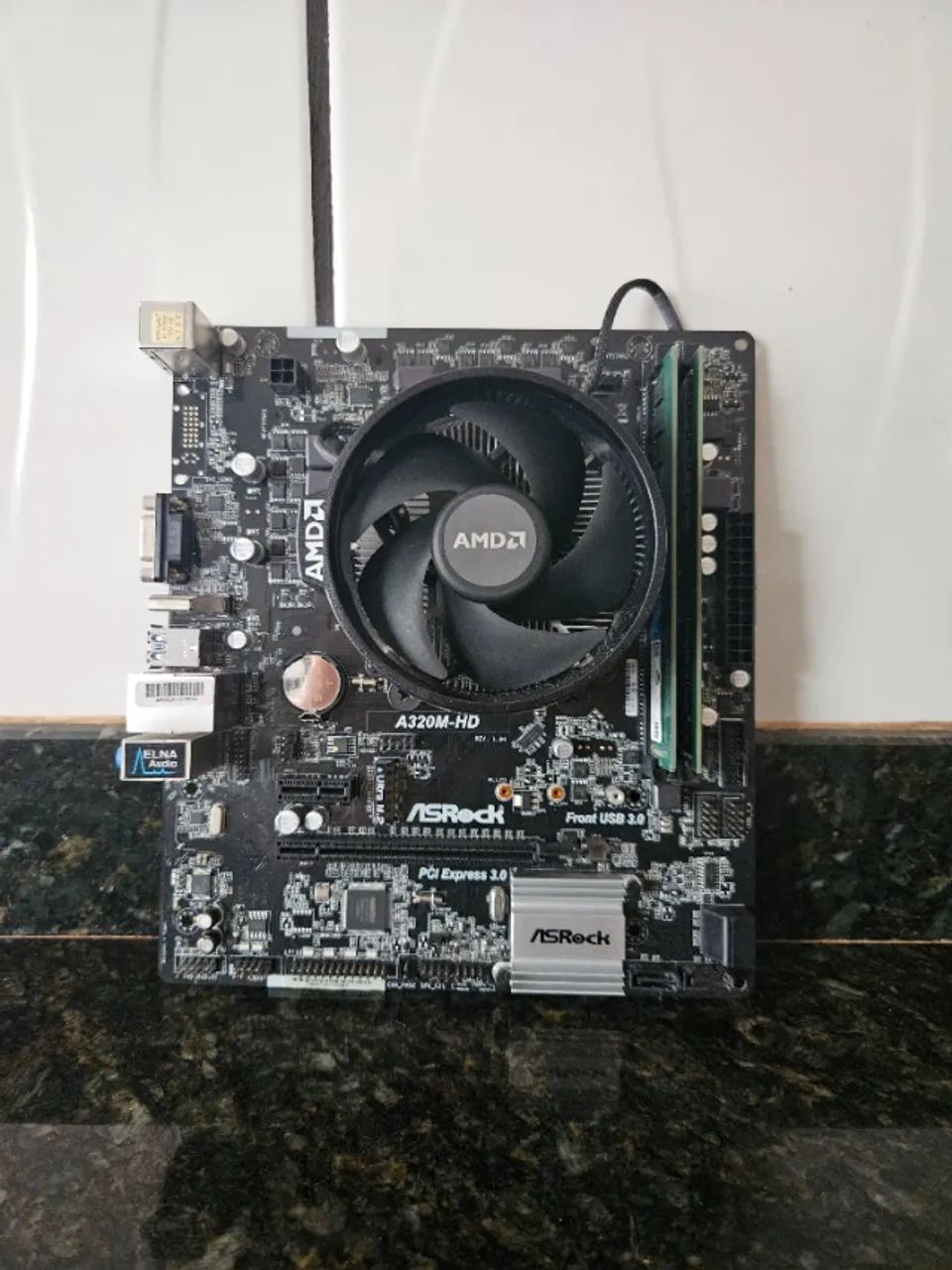 Placa Mãe A320M + Ryzen 5 3600 + 16GB DDR4