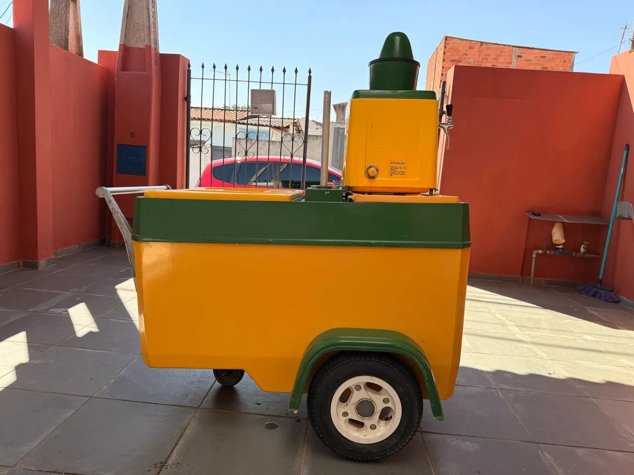 Carrinho de Água de Coco Coco Express Completo com Geladora e Guarda-Sol - Foto 3