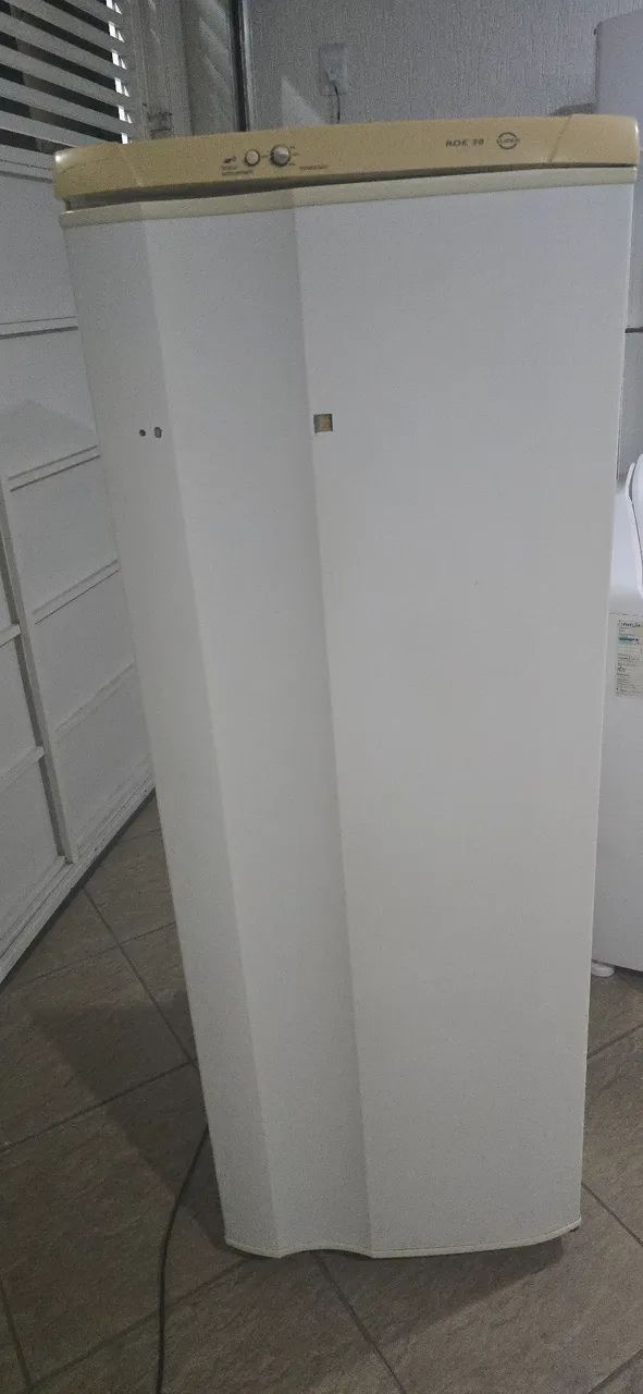Geladeira Electrolux 280 litros  - Foto 3