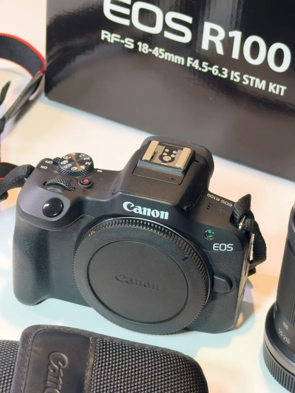 Canon EOS R100 com Lente 18-45mm - Câmeras e Filmadoras - Barra