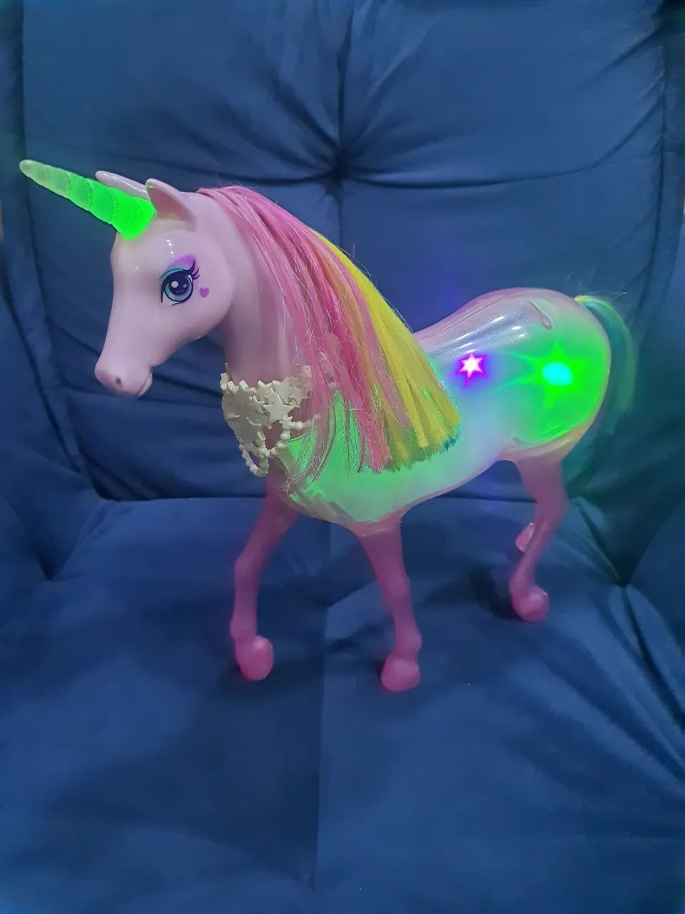 Barbie Unicórnio com som e luzes