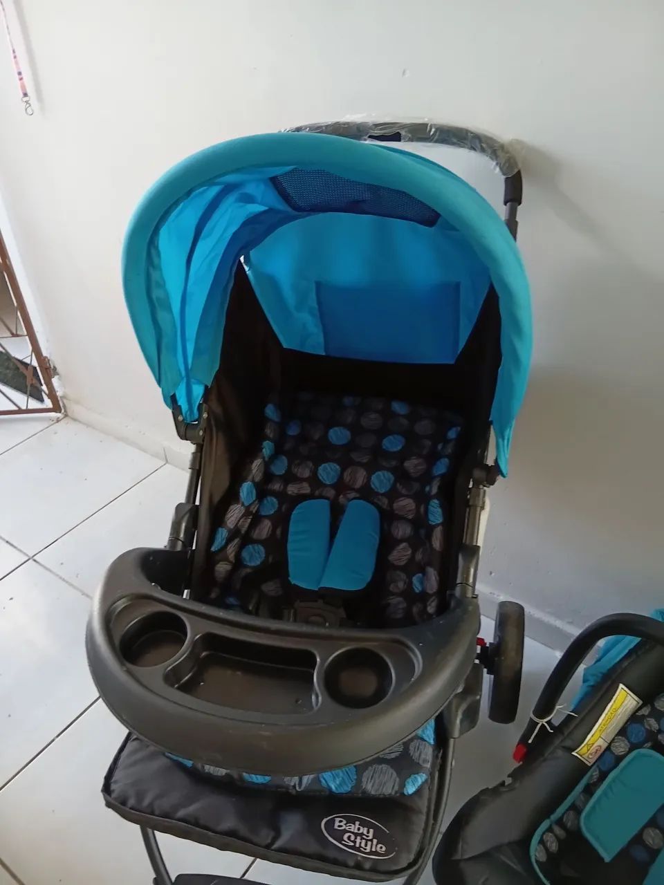 Vende-se bebe conforto e carrinho de bebe  - Foto 5