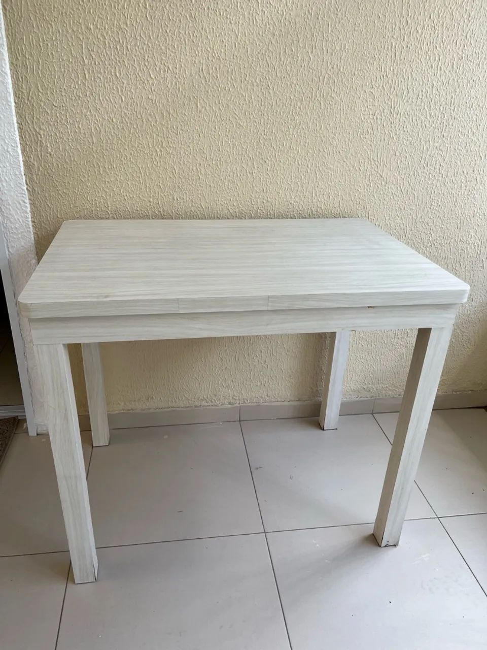 Mesa de madeira 90x60 - Foto 2