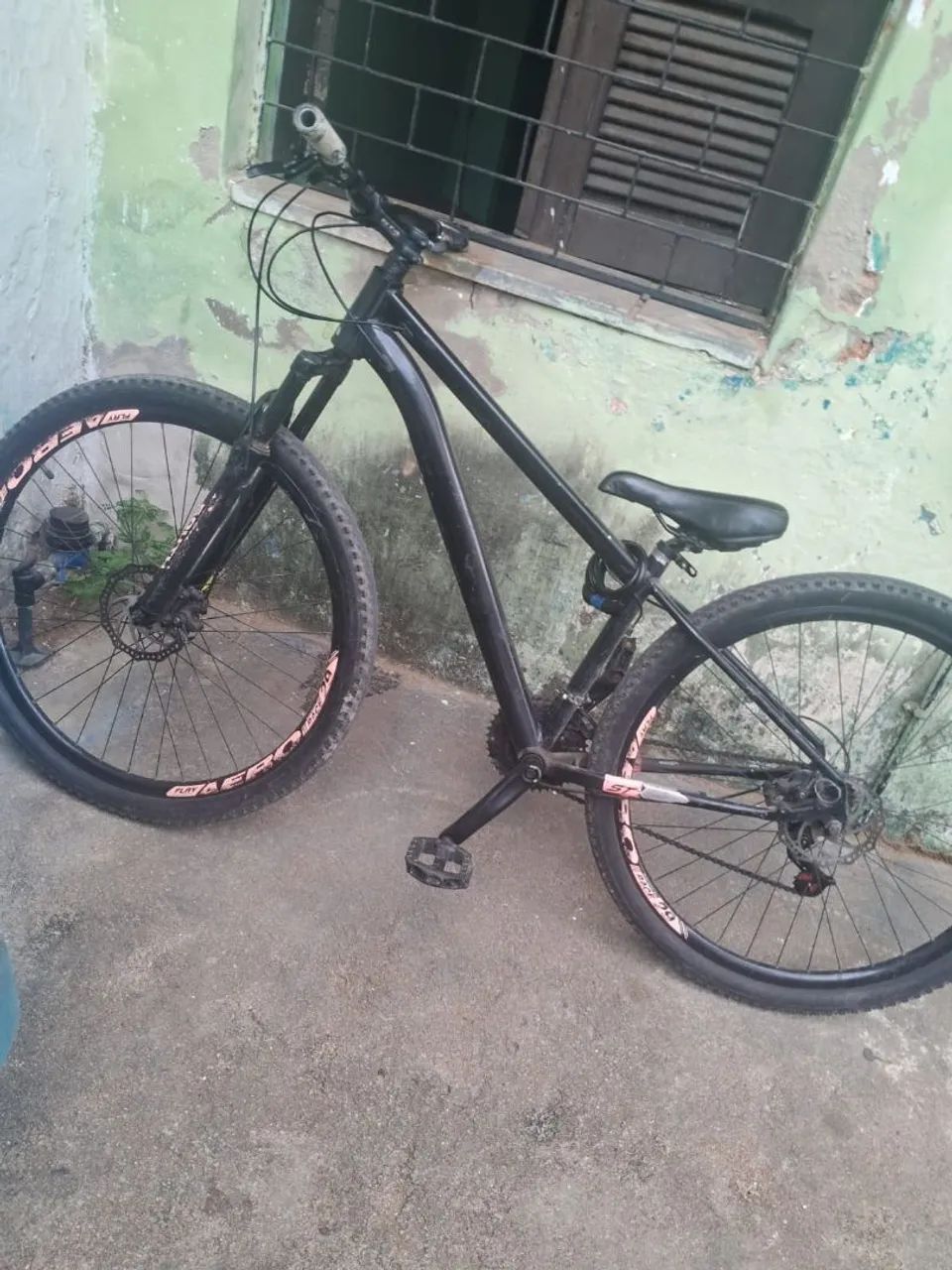 Bicicleta Aro 29 em Ótimo Estado - Foto 2