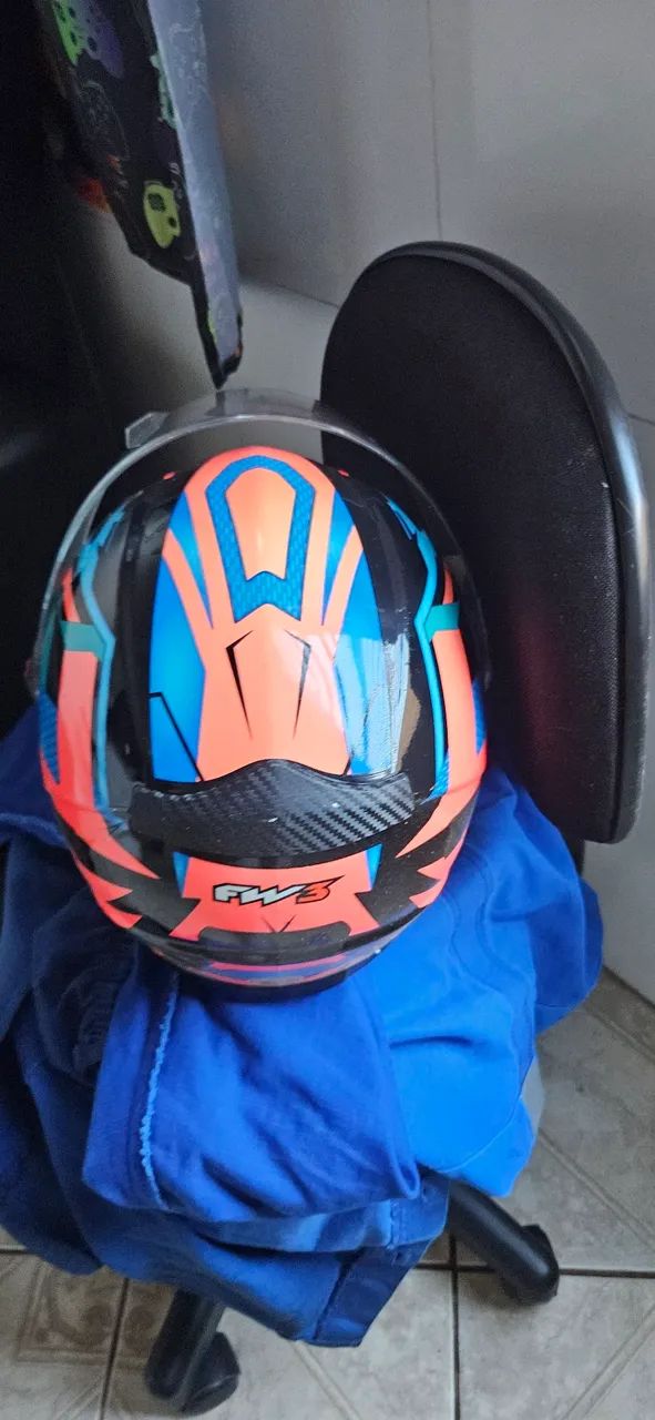 Capacete fw3