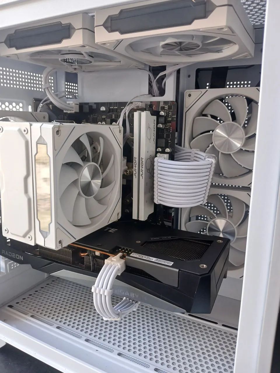 Pc gamer65690769671939121