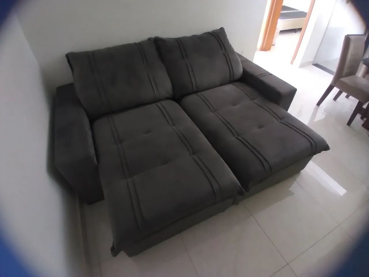 Sofá retrátil novo 