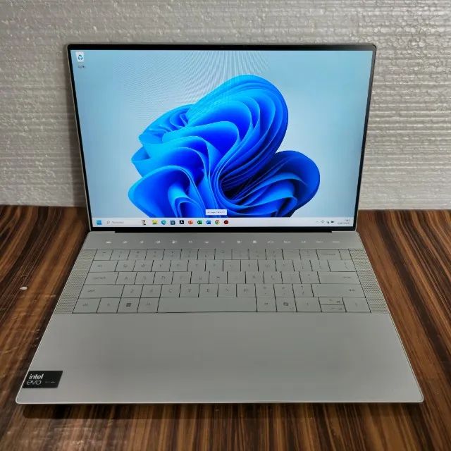 Dell XPS 9440 Ultra 7 155H 3.8GHz 16GB 512GB NVMe 14 FHD+ 500nits Biometria T.R Iluminado