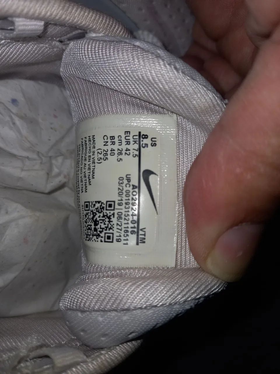 Tênis Nike tamanho 40 com defeito  - Foto 5