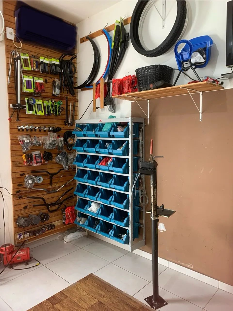 BICICLETARIA COMPLETA! ( ITAPOA SC)