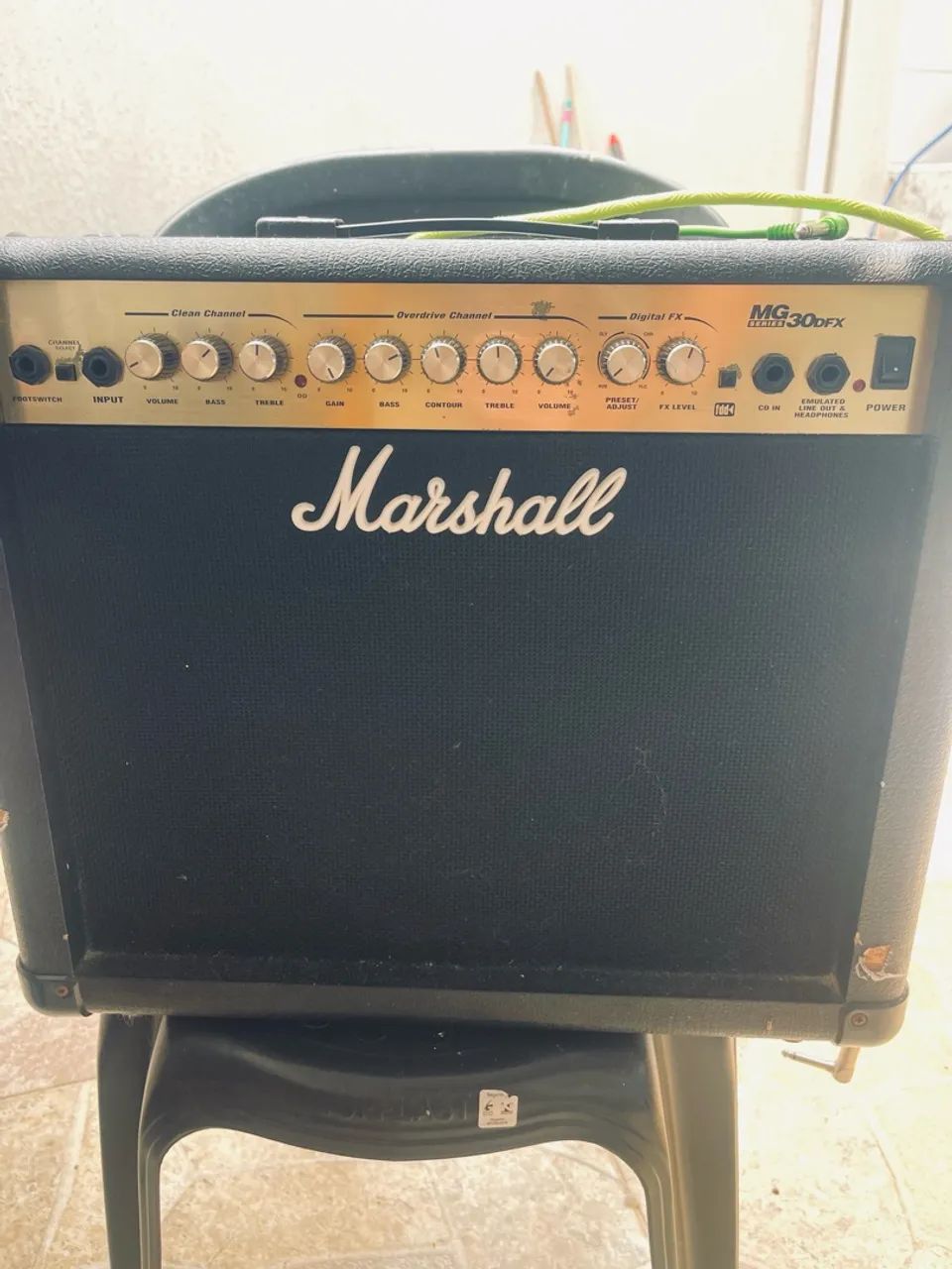 Marshall MG 30 DFX  - Foto 2