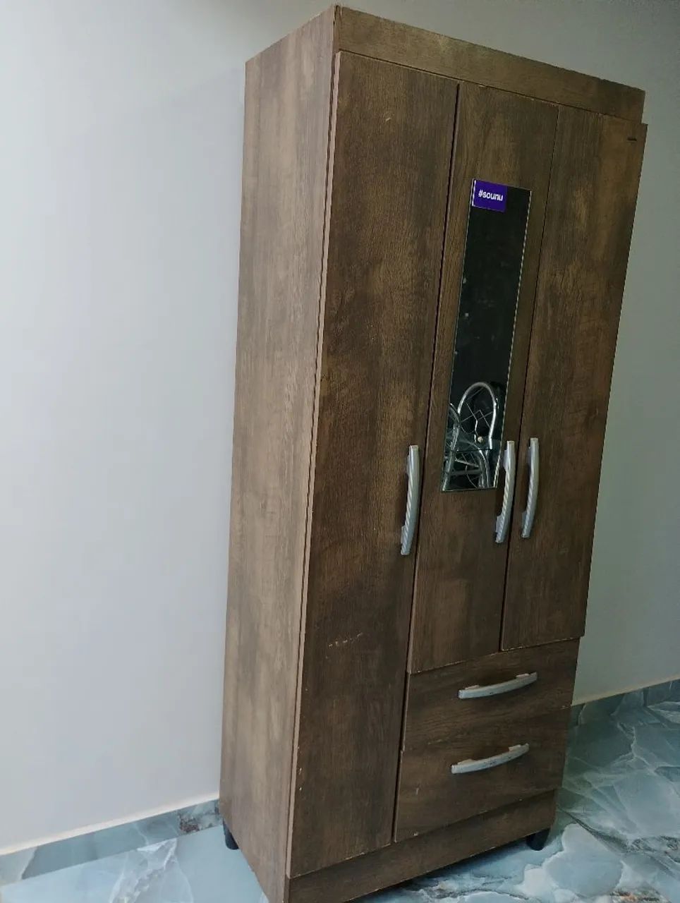 Guarda roupa de solteiro entrego