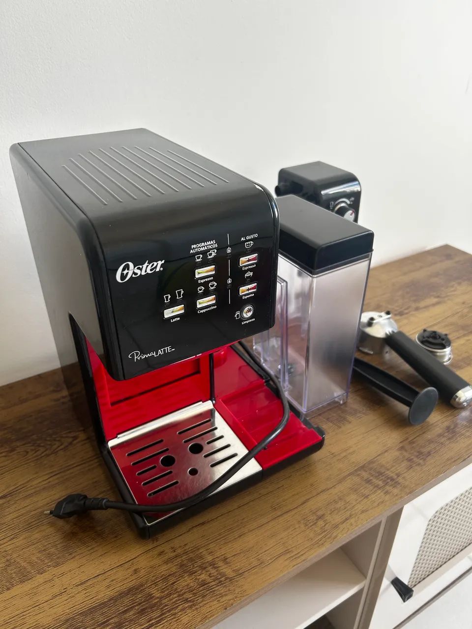 Cafeteira Oster PrimaLatte