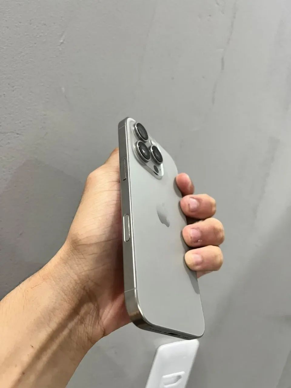 IPhone 16 Pro  - Foto 2