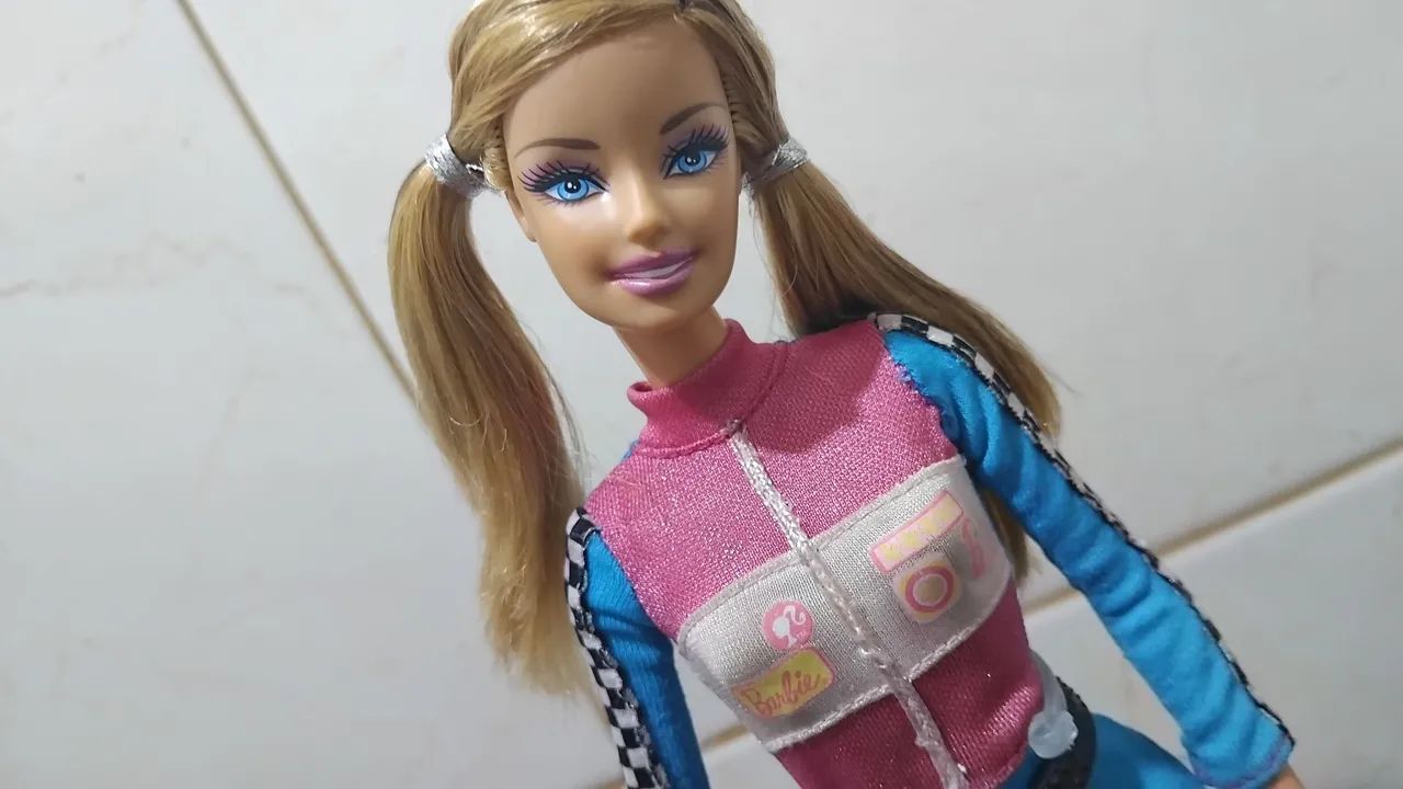 Barbie I Can Be Formula 1 - Foto 3