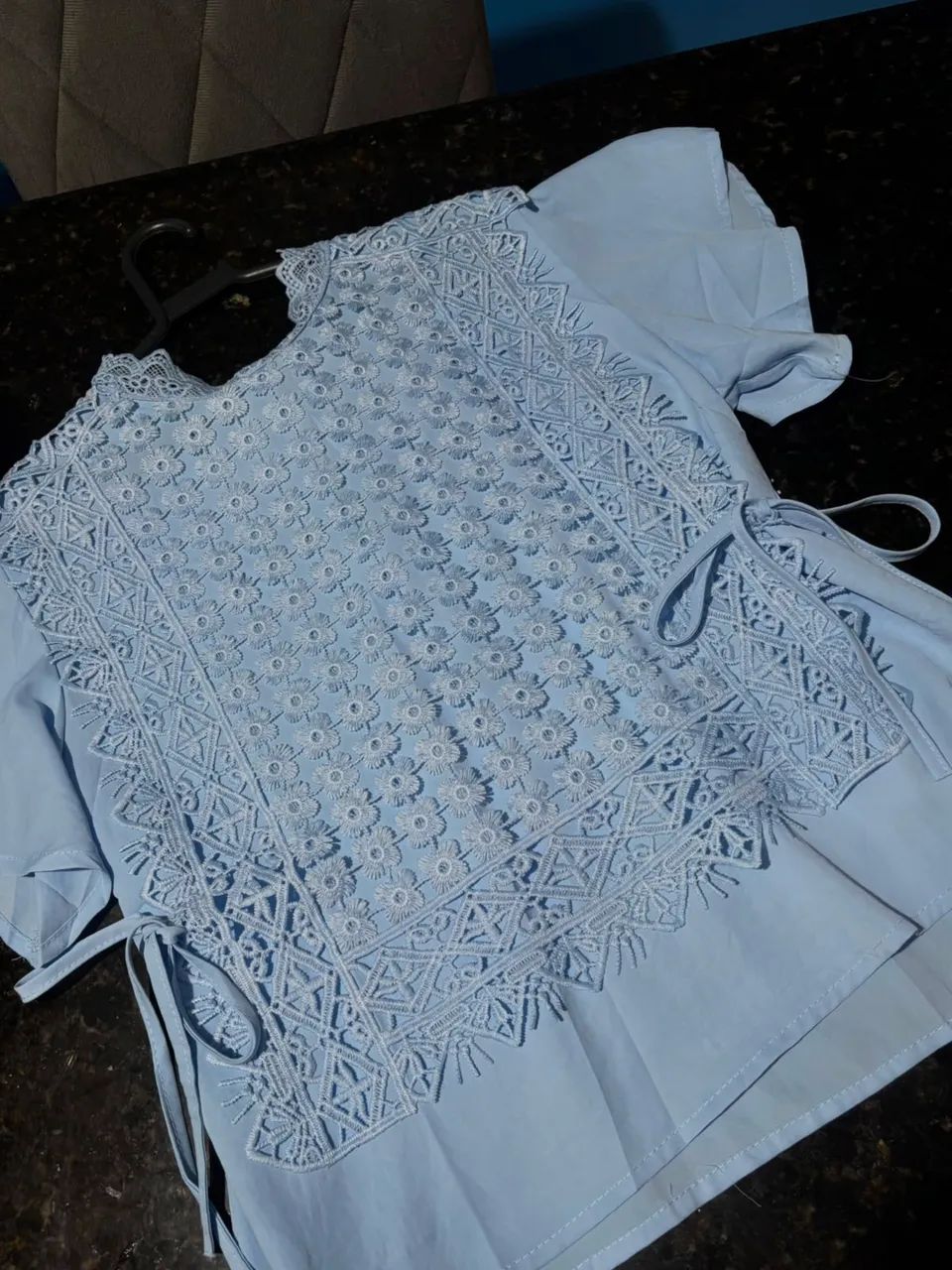 blusa bordada 