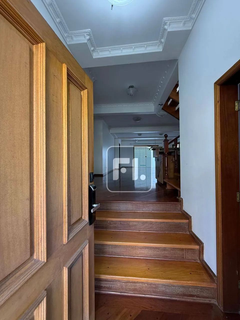 Casa Residencial 3 Venda e Locação com com 4 dormitórios sendo 2 suítes - Foto 2
