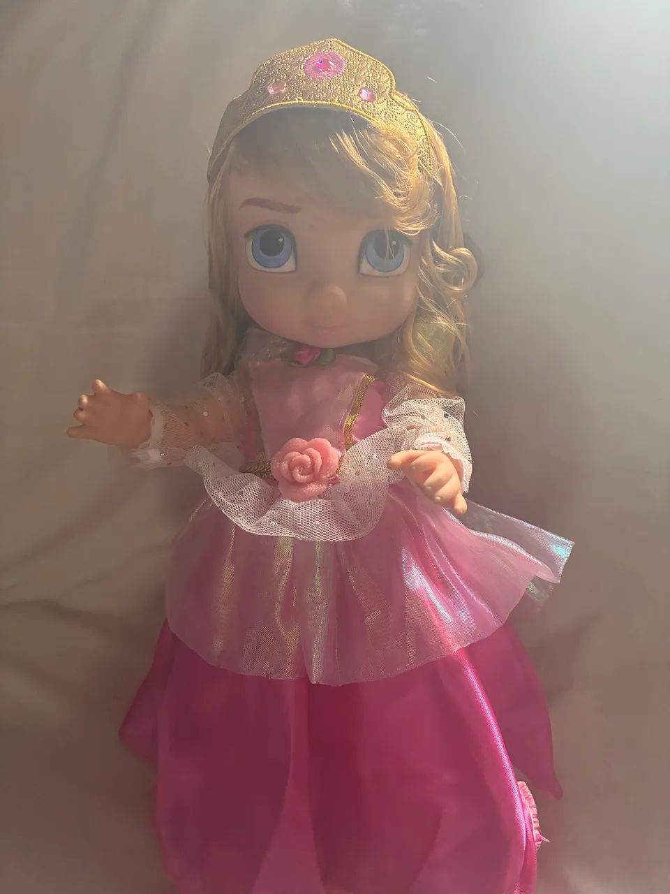 Boneca Animator Aurora com vestido especial - Foto 2