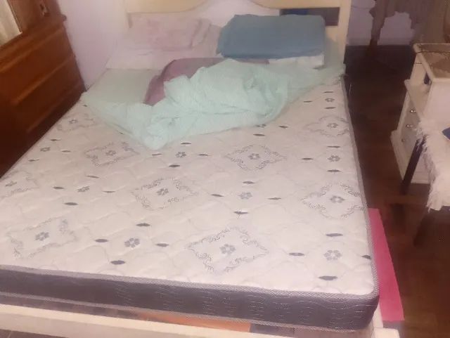 Colchão de casal D 33 em excelente estado. - Foto 3