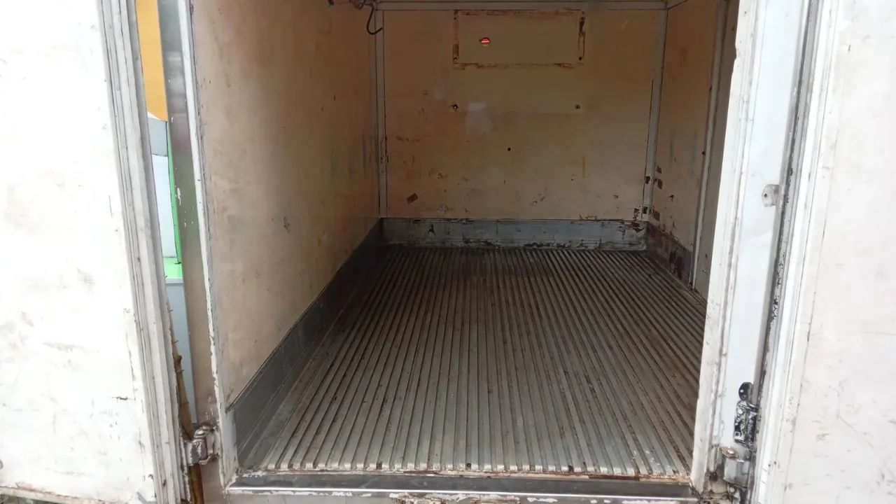 Baú de sprint ou Iveco - Foto 4