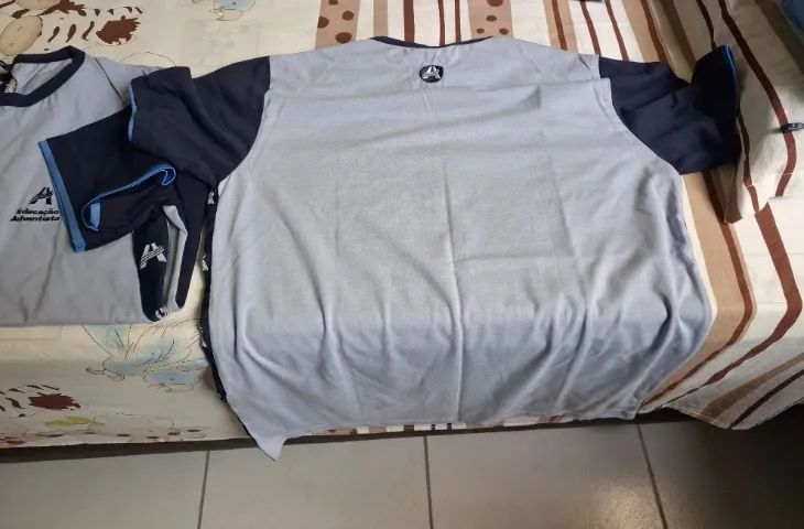 Esc Adventista 5 camisas "G" - Foto 3