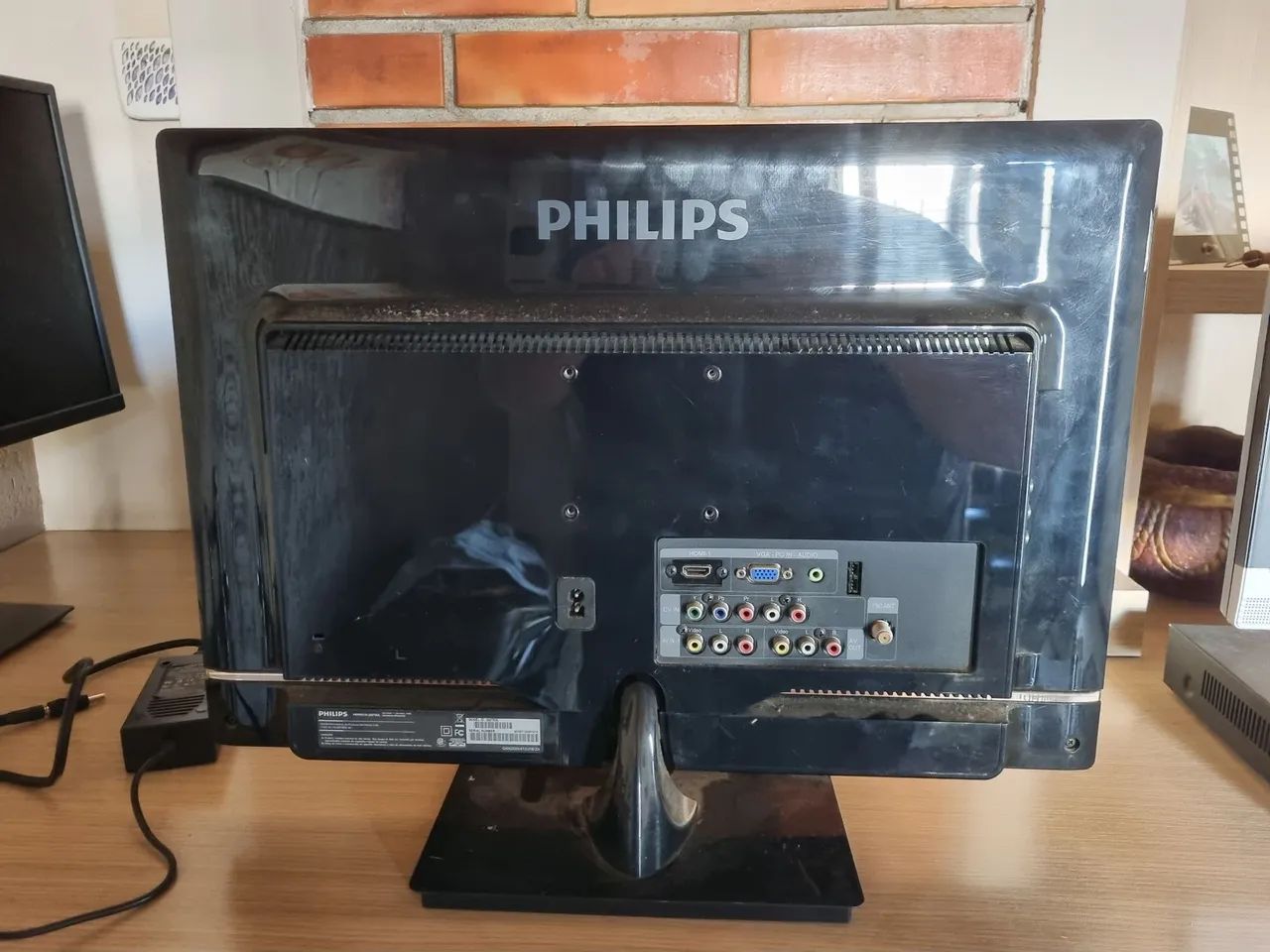 Monitor/TV Philips 22" Full HD - Modelo 220TS2L - Foto 3