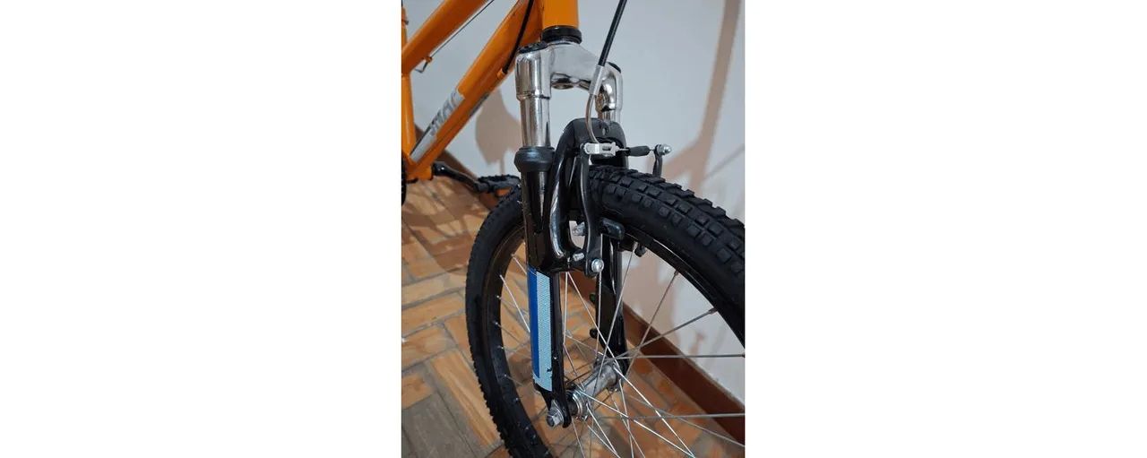Bicicleta Caloi Aro 20 semi nova  - Foto 3