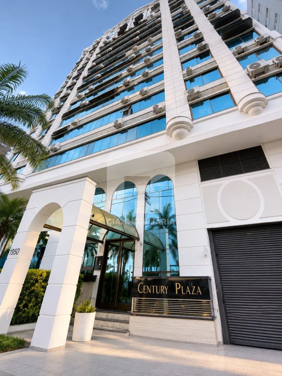 Apartamento 2 quartos mobiliado na Beira-Mar Norte