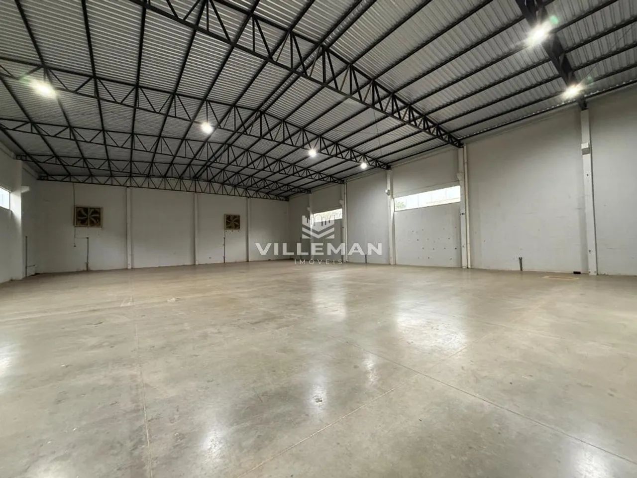 Barracão para alugar em Maringá, Parque Industrial, com 650 m² - Foto 4