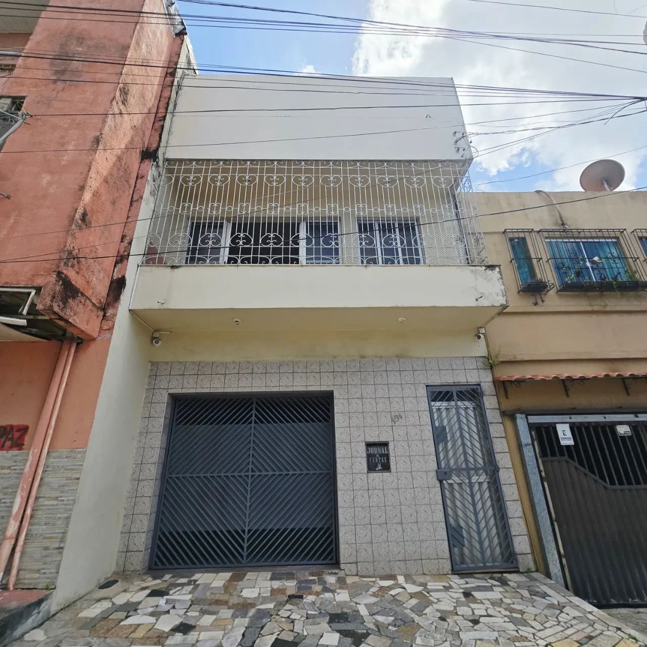 VENDO CASA COM PONTO COMERCIAL