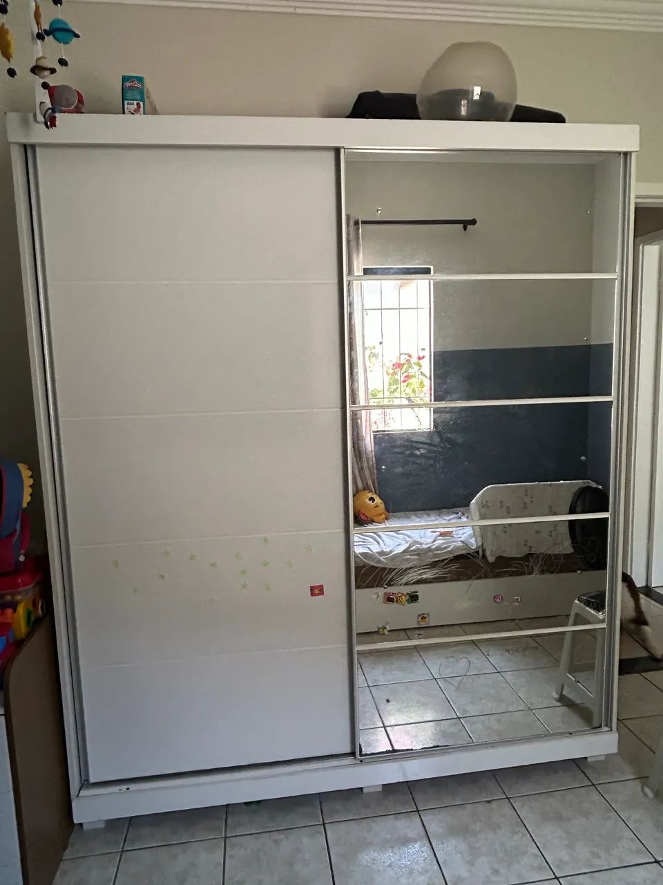 DOAÇÃO CAMA BOX E GUARDA-ROUPA