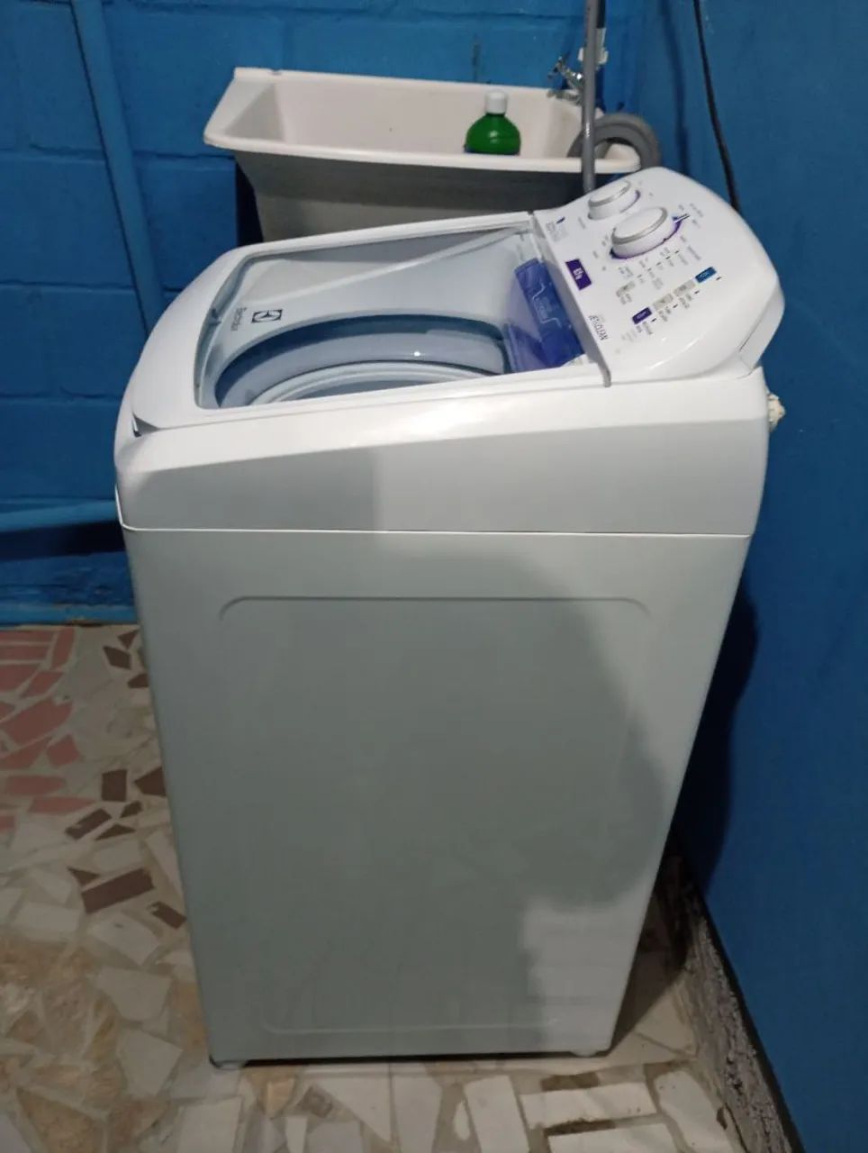 Máquina de lavar Eletrolux 8,5 Kg , em perfeito estado - Foto 4
