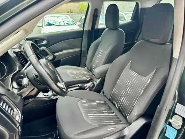 Fiat Toro Freedom 1.8 16V Flex Aut. 2017 - Foto 4