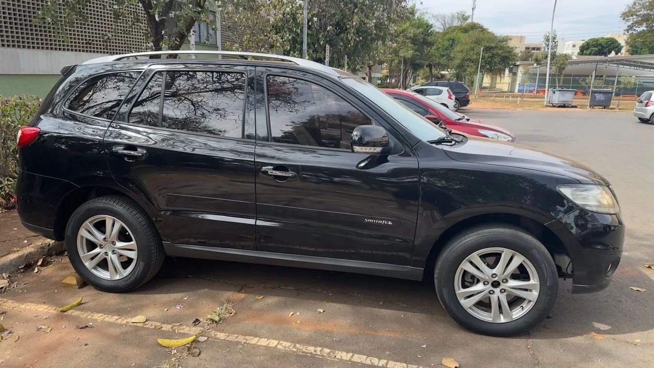 Hyundai Santa 2011