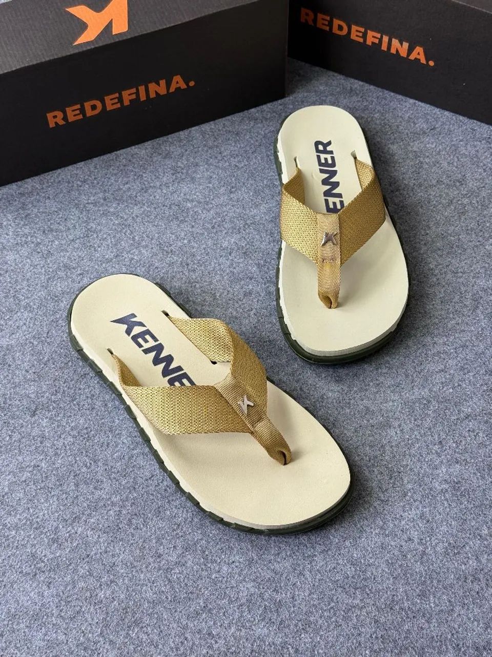 CHINELO KENNER MEGAH TURBO MASCULINO 