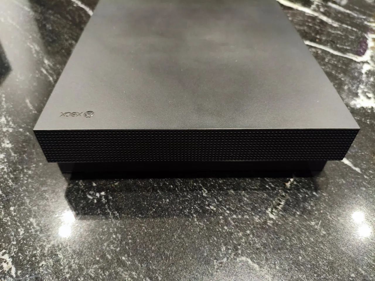 Xbox One X 1TB + Controle original  - Foto 4