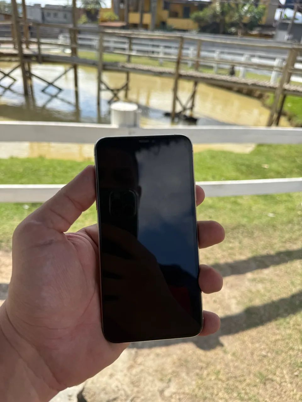 IPhone 11 Pro Max 256g - Foto 4