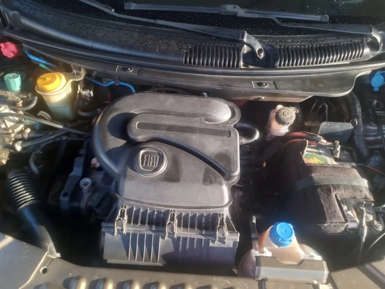Fiat Siena EL 1.4 MPI Fire Flex 8V 4P 2014 - Foto 3