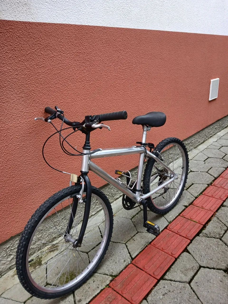 Bicicleta ALUMÍNIO  - Foto 2