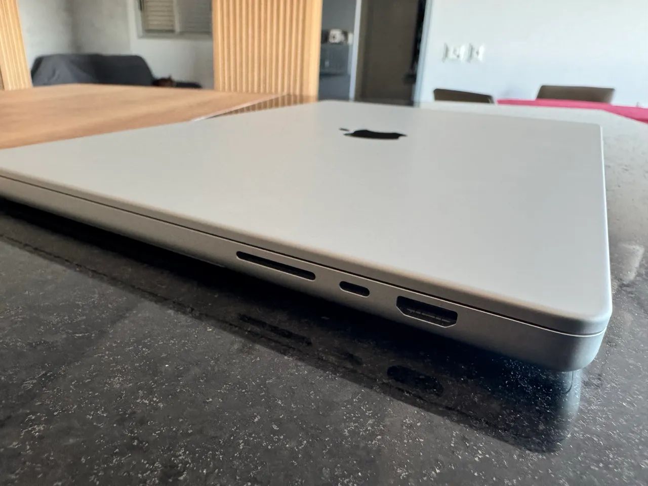 MacBook Pro 16 polegadas M3 Pro 18GB 1TB - Notebooks - Sagrada