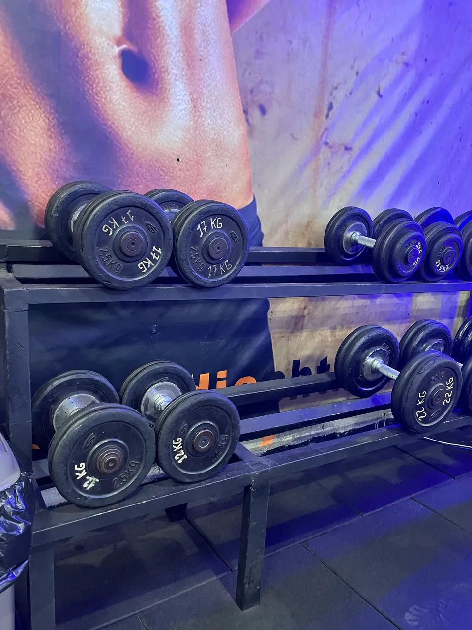 Dumbells 12 a 24kg + suporte  - Foto 5