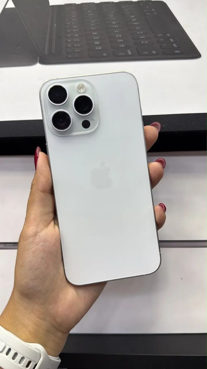 iPhone 15 Pro Max 