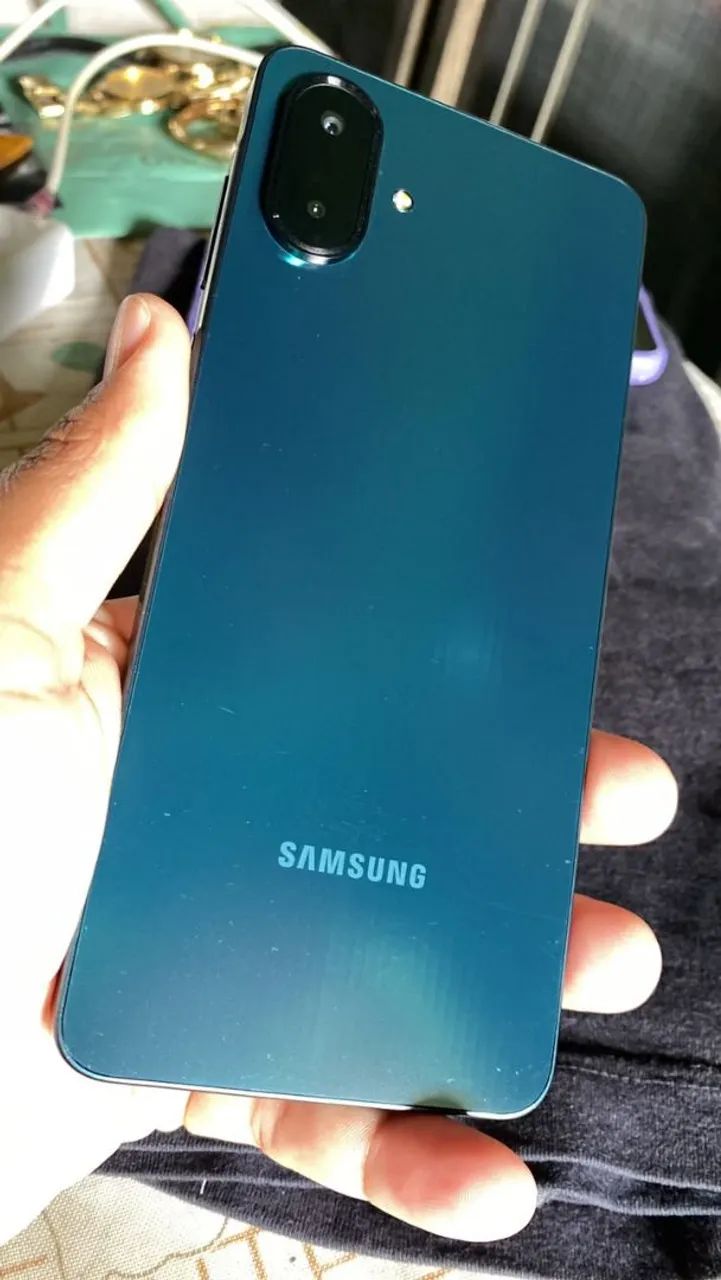 Vendo ou troco A07 da Samsung, aparelho zero.