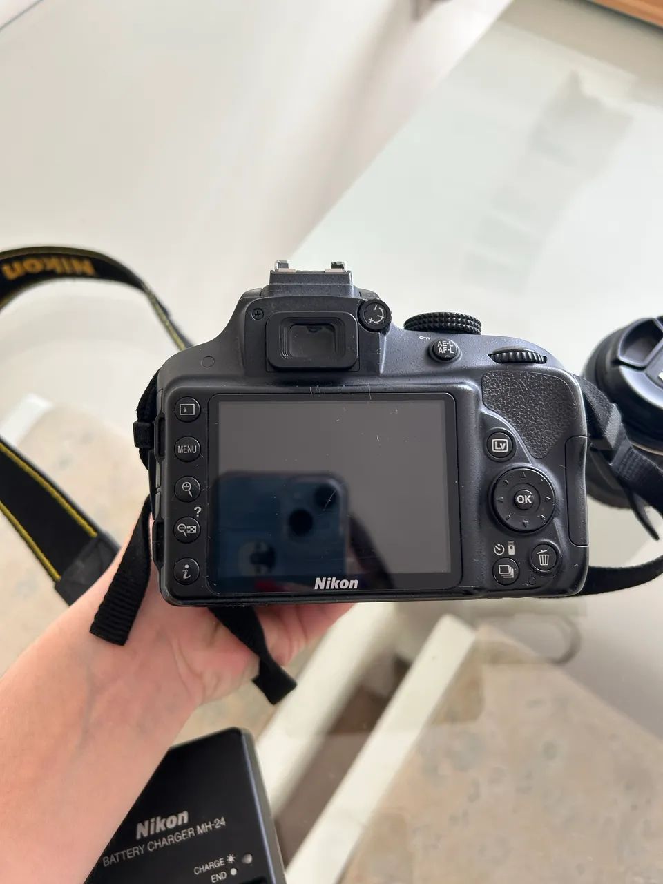 Camera Nikon 3300 - Foto 4