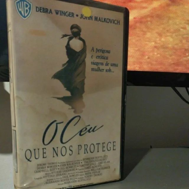 fita de vídeo vhs filme " o céu que nos protege " ( The Sheltering Sky ) Romance - Legenda
