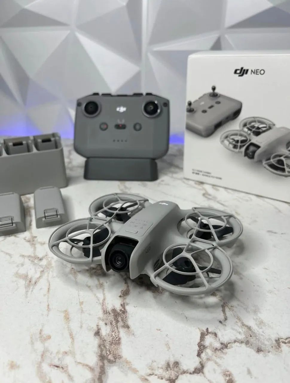 Drone DJI Neo 4K - Fly More Combo